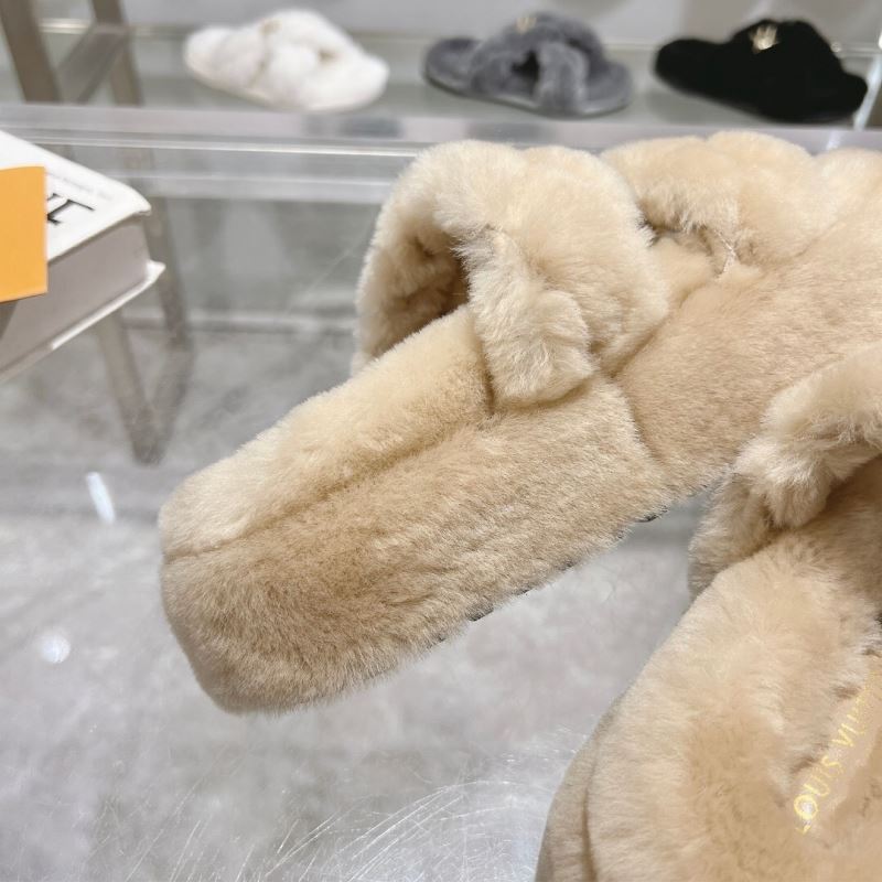 Louis Vuitton Slippers